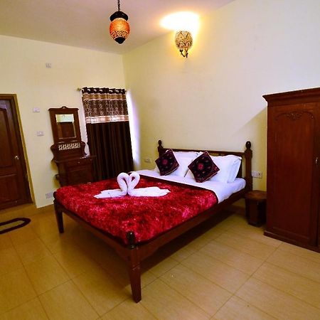 Al Haramain Home Stay Un -Married And Stag Groups Not Allowed Utakamand Zewnętrze zdjęcie